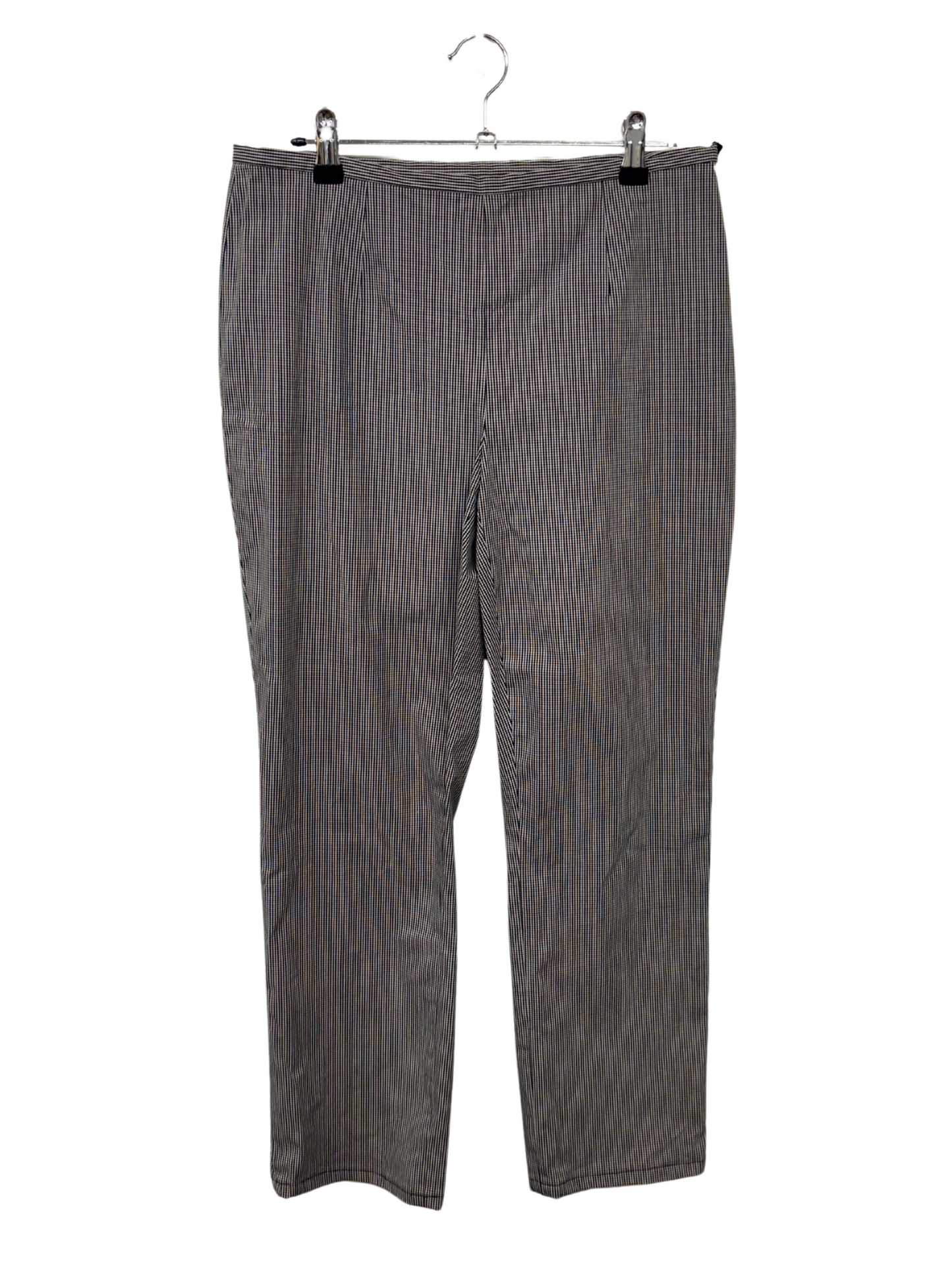 Black & White Check Mid-Rise 3/4 Capri Pants