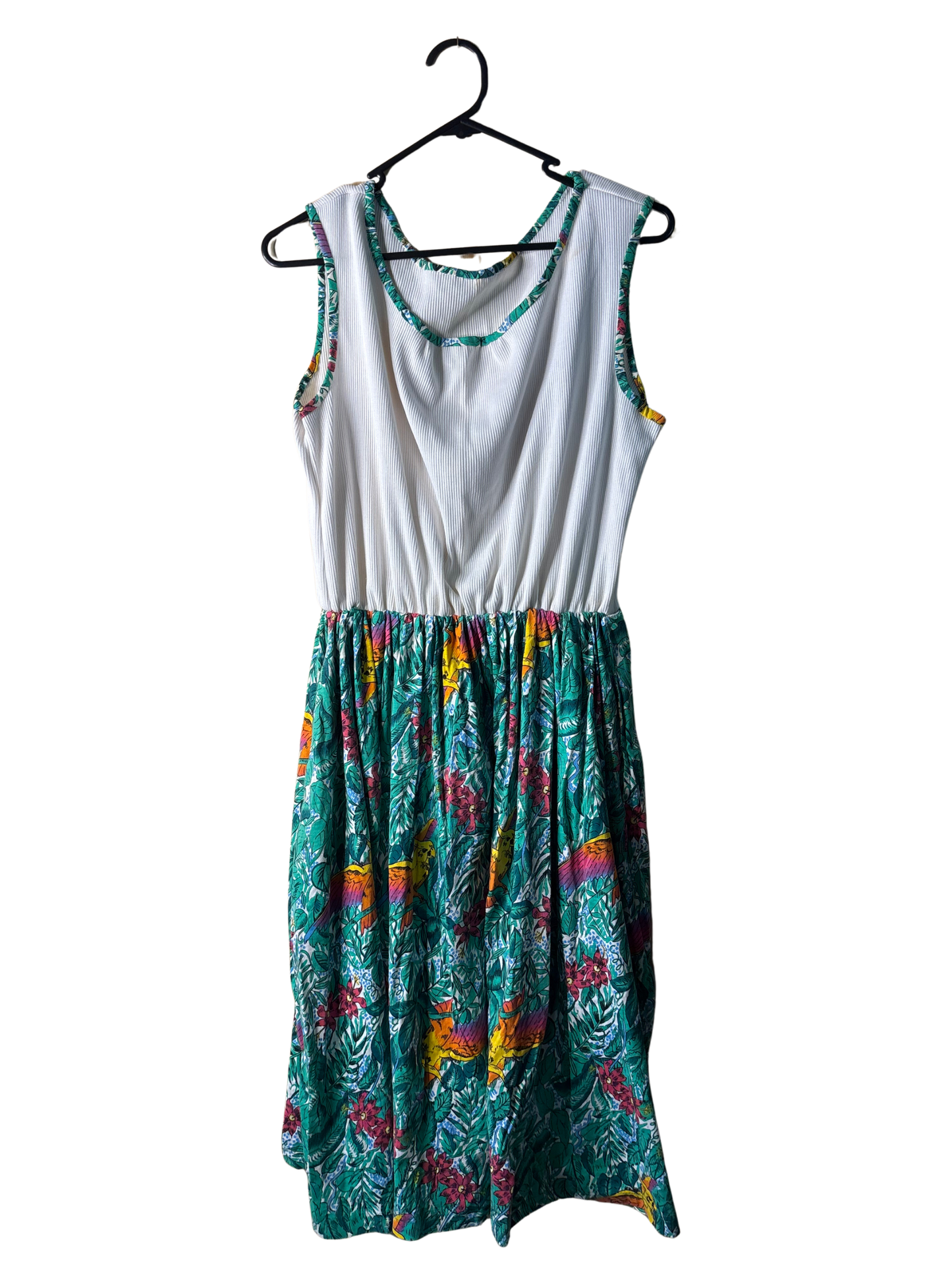Vintage White Ribbed & Green Leafy Sleeveless Dress