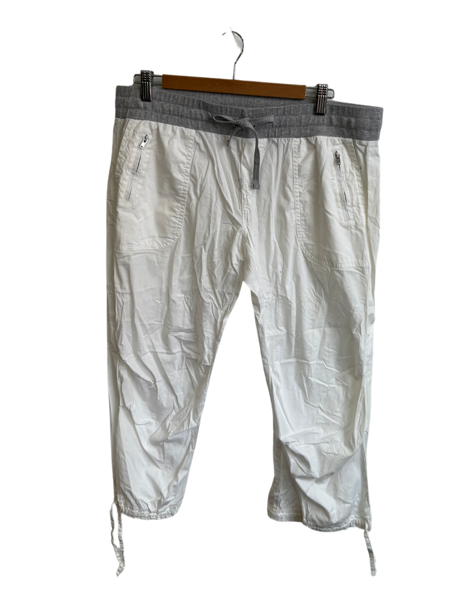 Gray on sale capri pants