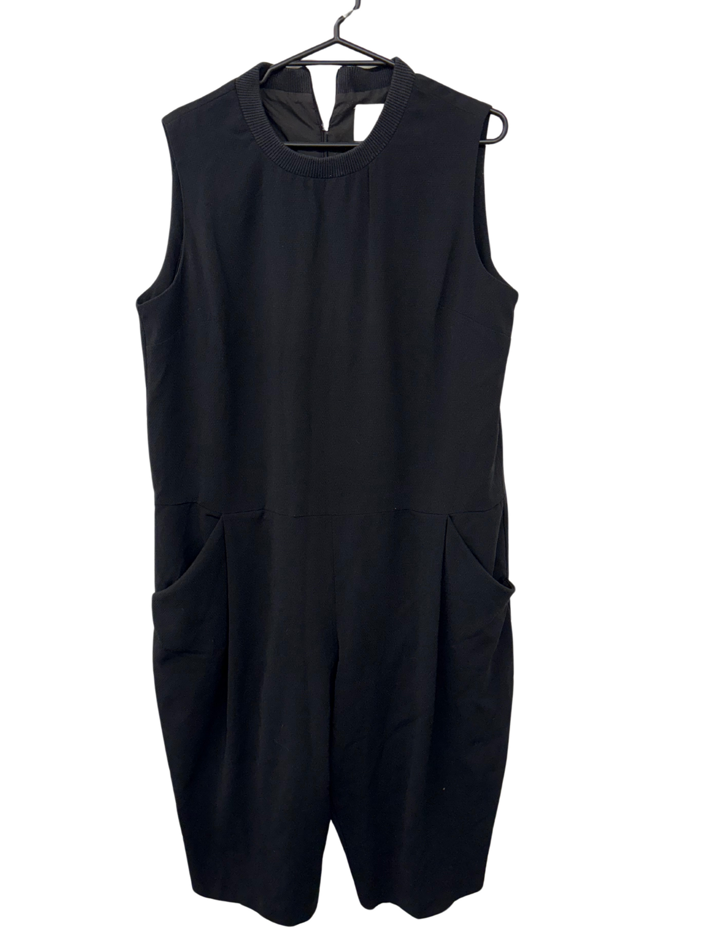 Black Sleeveless Tailored 3/4 Length Jumpsuit