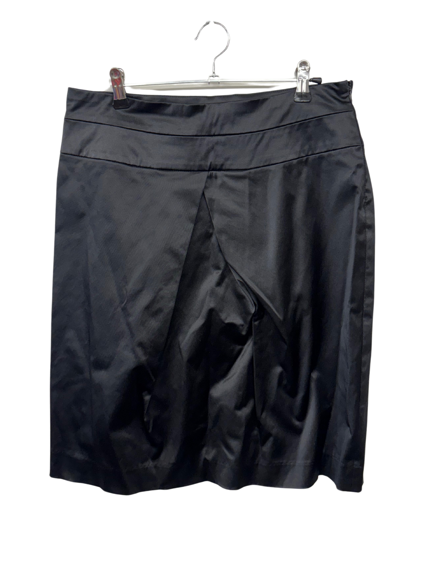 00s Black Fitted Knee Length Pencil Skirt with Pleat