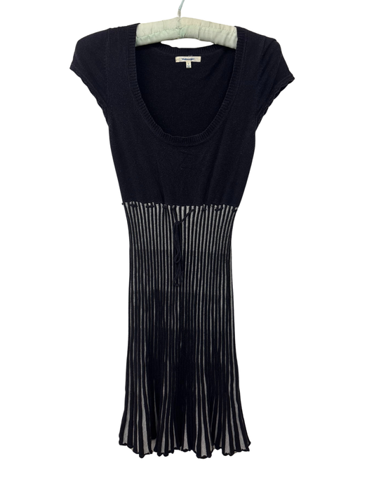 Dark Purple Knit Short Sleeve with Cream Pleated Detail Midi Dress