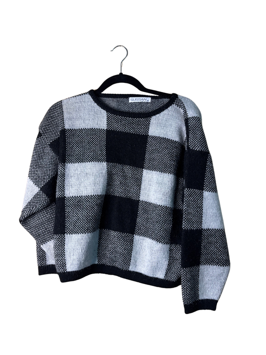 Vintage Cream & Black Check Long Sleeve Knit Jumper