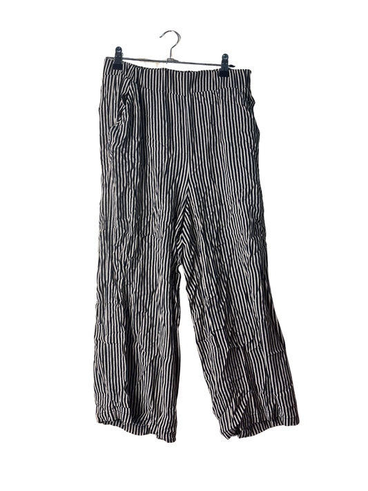 Beige & Black Stripe Culotte Pants