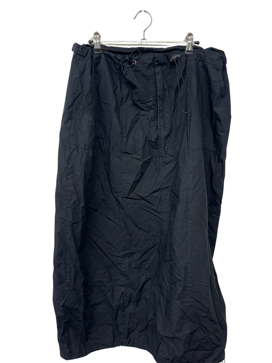 Black Midi Adjustable Waist Cargo Skirt