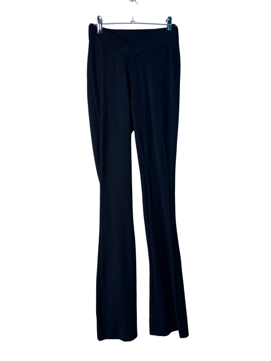 Black Highwaisted Flare Yoga Pants
