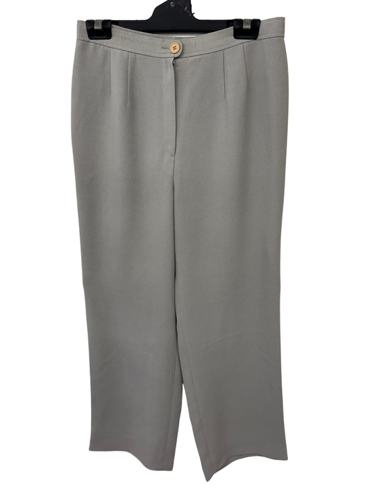 Grey Highwaisted Cutoff Trousers