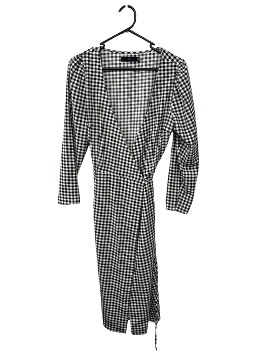 Black & White Check Short Sleeve Wrap Dress