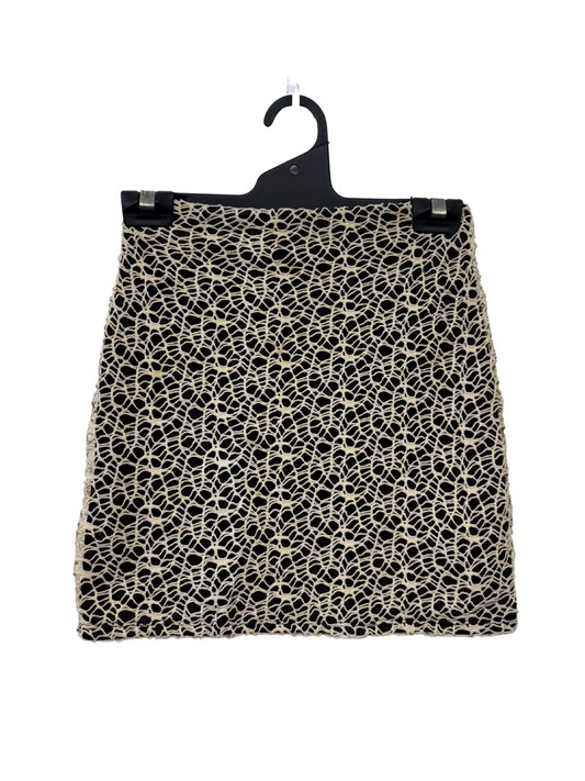 Black & Beige Net Texture Short Skirt