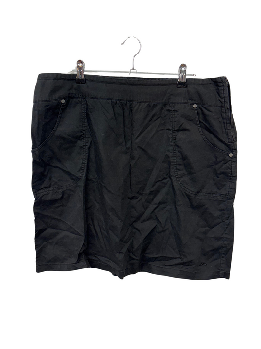 Black Short Skirt with Pockets