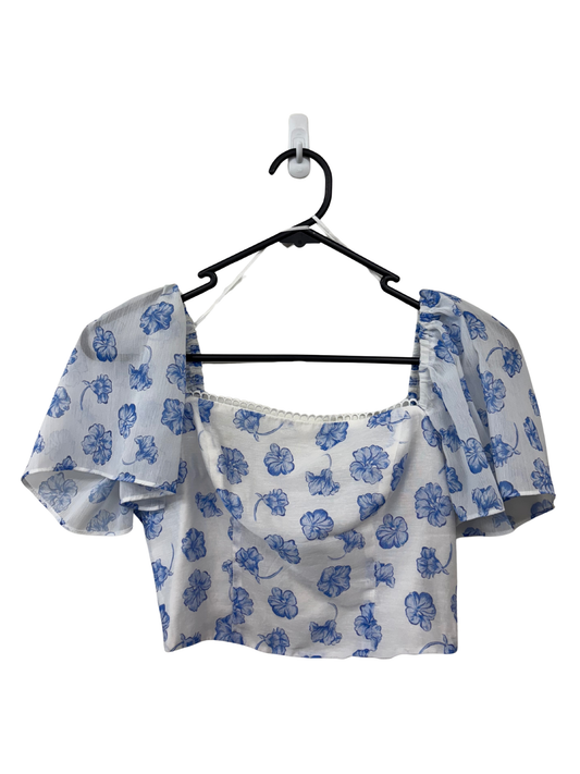White & Blue Floral Print Short Sleeve Cropped Top