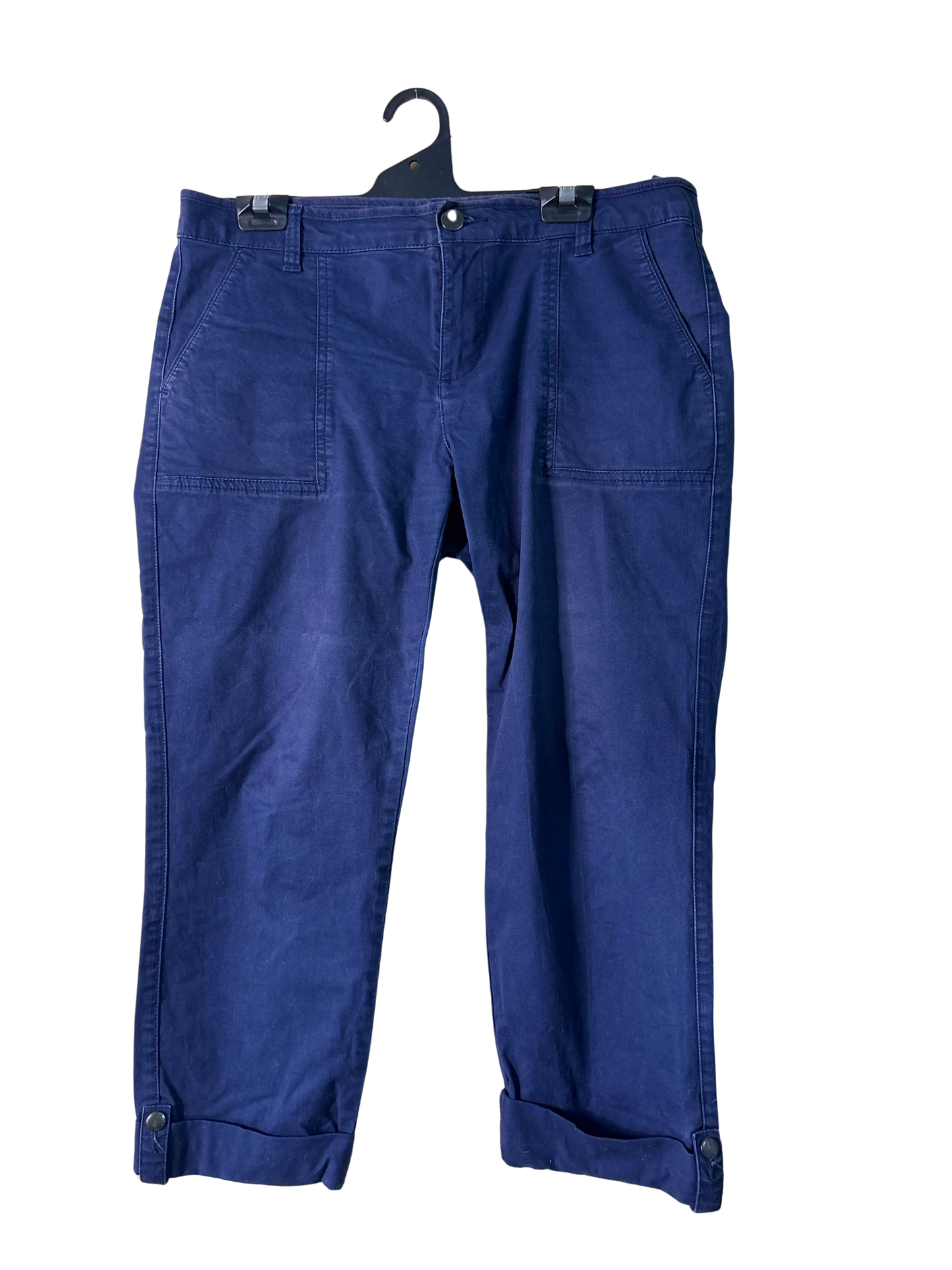 Dark Blue Low-Rise 3/4 Pants