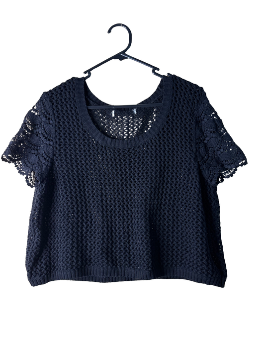 Black Short Sleeve Boxy Knit Top with Lace Sleeves