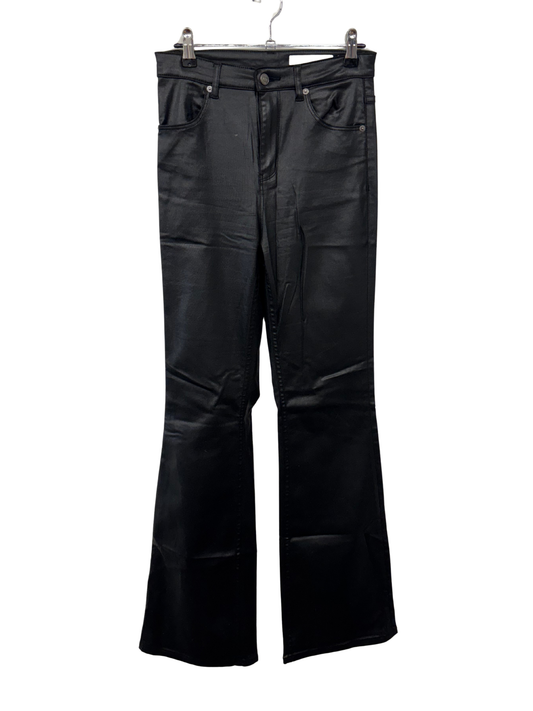 Black Highwaisted Straight Leg Jeans