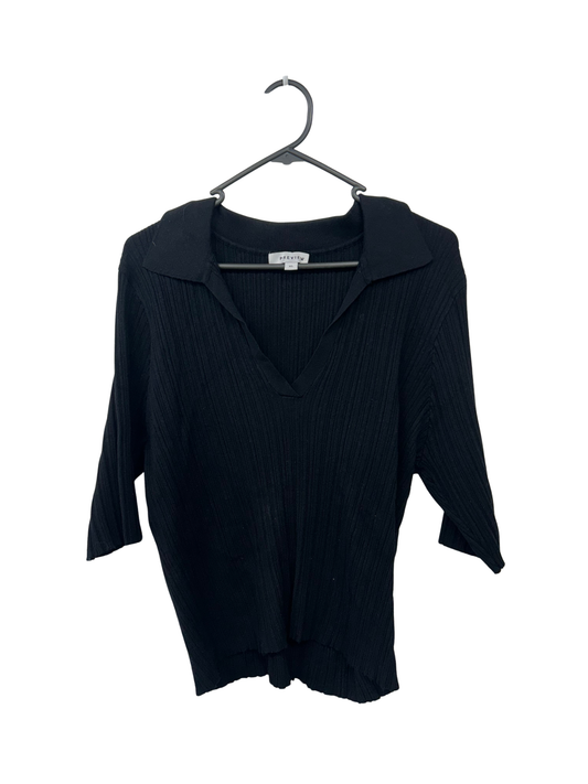 Black Half Sleeve Ribbed Collared V-Neck Blouse