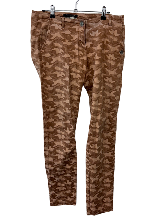 Pink Camoflage Print Low-Rise Taper Pants