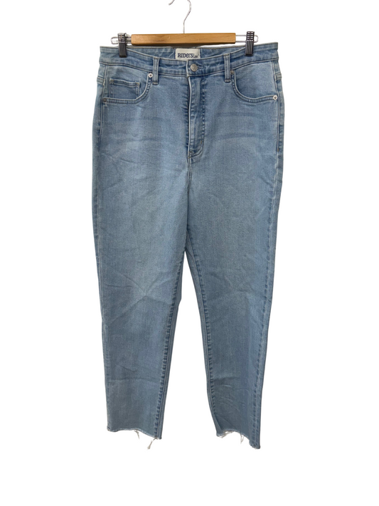 Light Blue Highwaisted 'Mom' Style Jeans