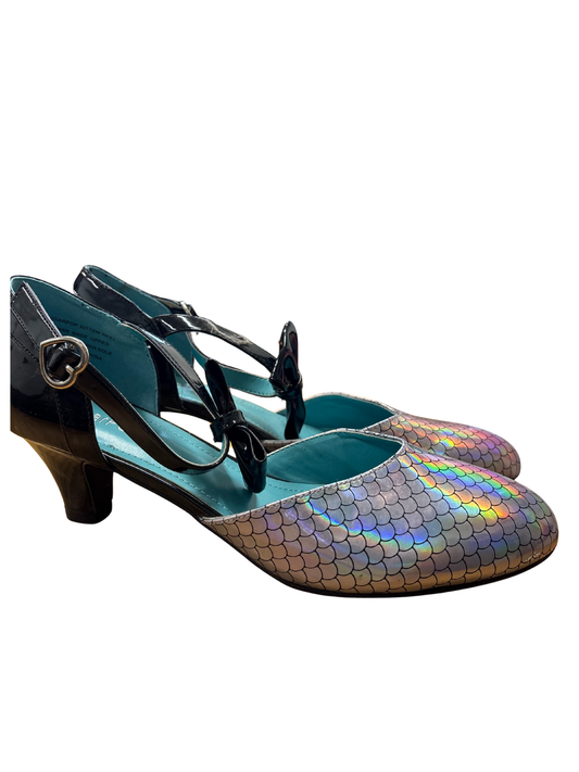 Silver and Black Scale Print Heel with Bow