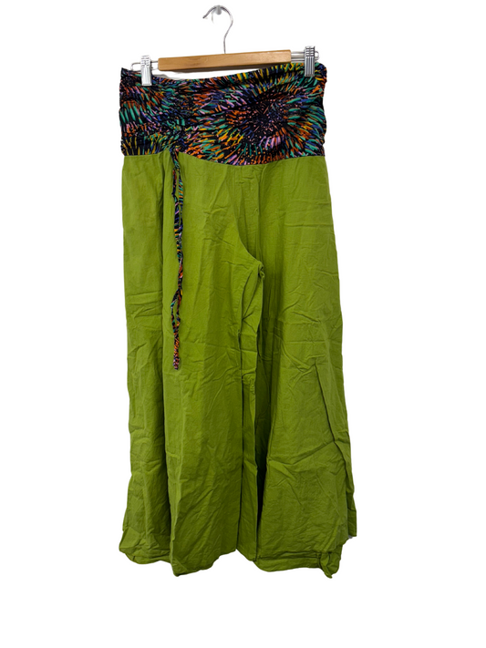 Green Wide Leg Ankle Length Pants with Multicolour Thick Waistband