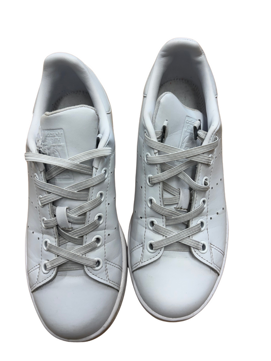White Lowcut Sneakers with Elastic Ties
