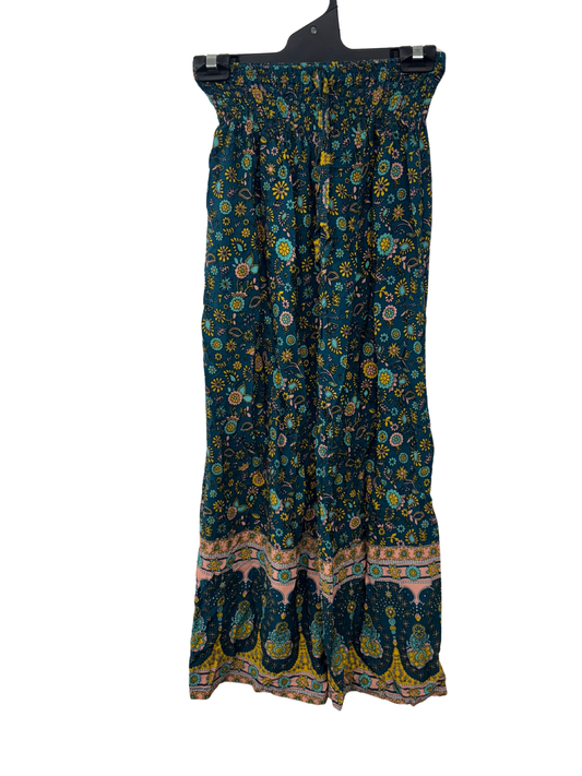 Dark Green, Yellow, Pink Floral Pattern 3/4 Pants