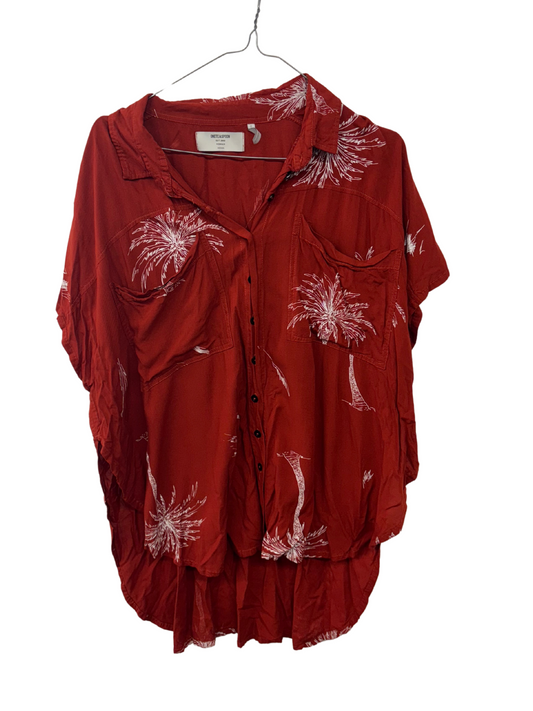 Red Short Sleeve Oversized Button Up Shirt with White Palm Tree Pattern & Cutout Back & Side Splits