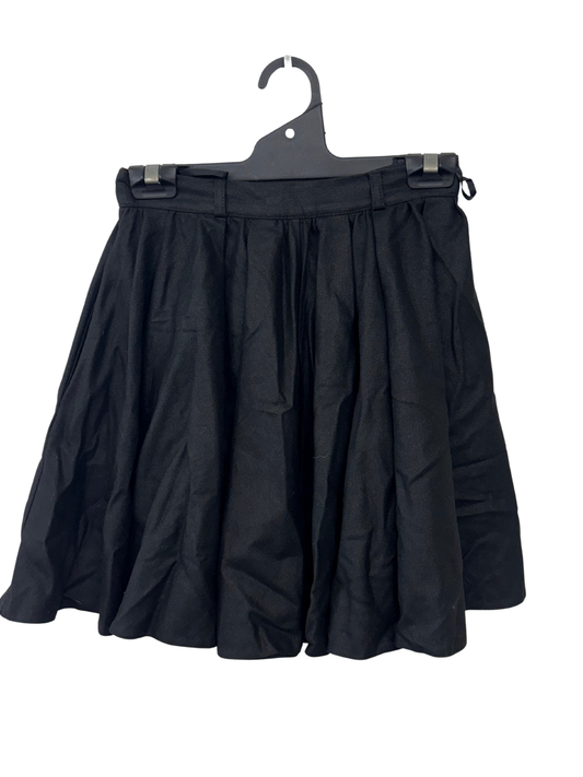Black Pleated Short Skirt
