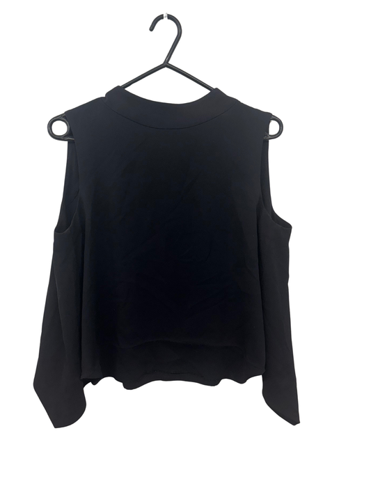 Black Sleeveless Crop Flowy Top