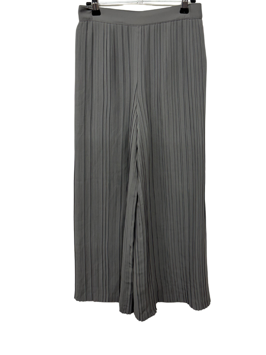Grey Pleated Highwaisted Pants