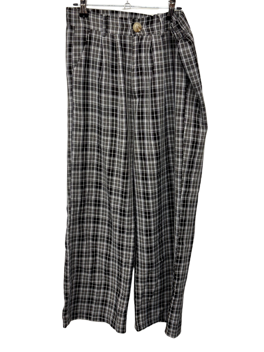 Grey, Black, White Check Highwaisted Straight Leg Pants