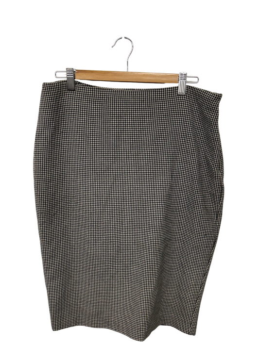 Black & White Houndstooth Pencil Knee Length Skirt