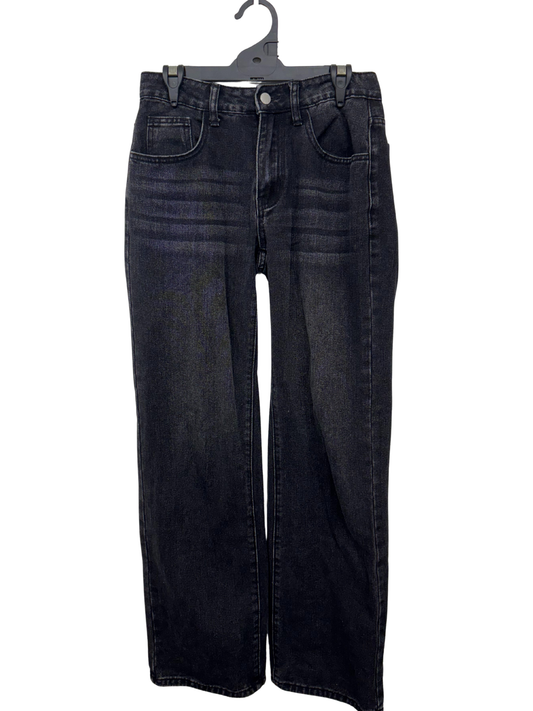 Low Waisted Wide Leg Jeans