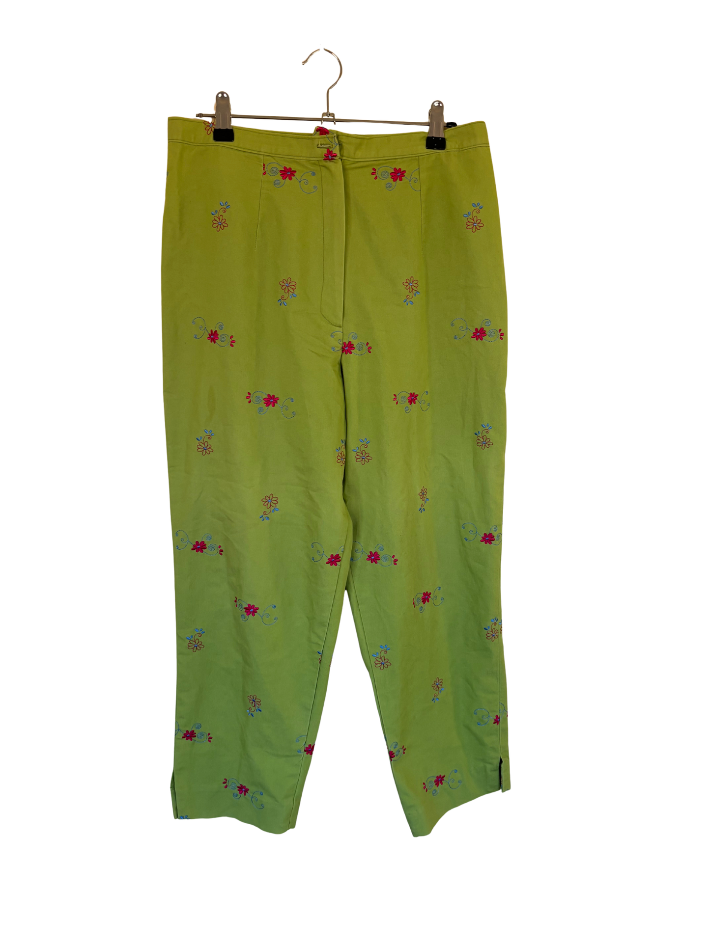 Vintage Light Green & Pink Swirl Embroidered Tapered 3/4 Pants