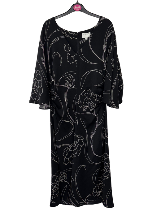 Black & White Floral Print Short Sleeve Midi Dress