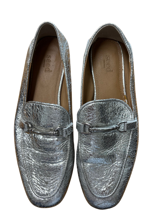 Silver Crackle Loafers